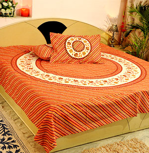Ethnic Ghoomer Design Bedsheet with Two Pillow Covers