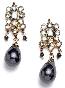 Authentic Pair of Handcrafted Kundan Earrings