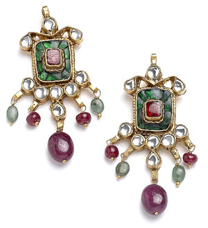 Pair of Handcrafted Kundan Earrings