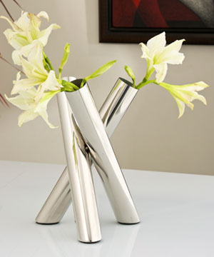 Tres Pierna Flower Vase
