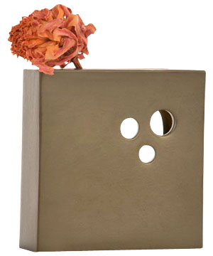 Clove Vase