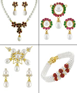 Jagdamba Changeable Pearl Pendant Set