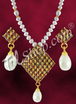 Jagdamba Red Stone Pendant Set