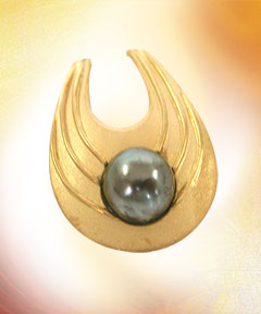 Pearl Pendent